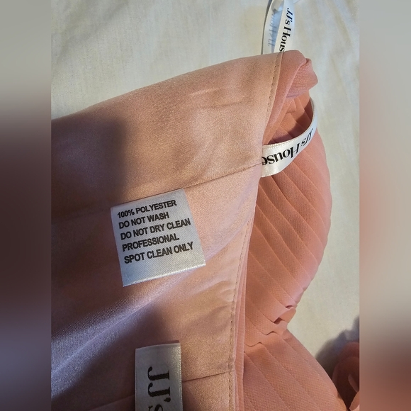 JJ HOUSE  one shoulder bridesmaid  dress - Picture 14 of 15